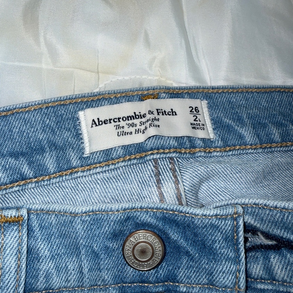 Abercrombie & Fitch Ultra High Rise Blue Jeans